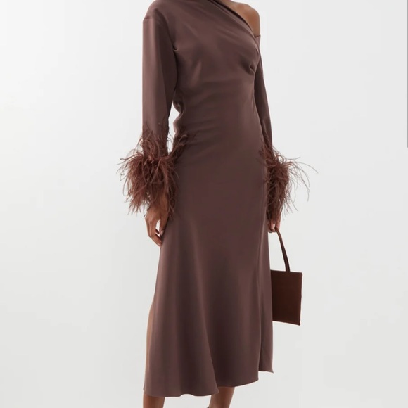 16Arlington Adelaide asymmetric feather-trim crepe midi dress - Picture 4 of 4